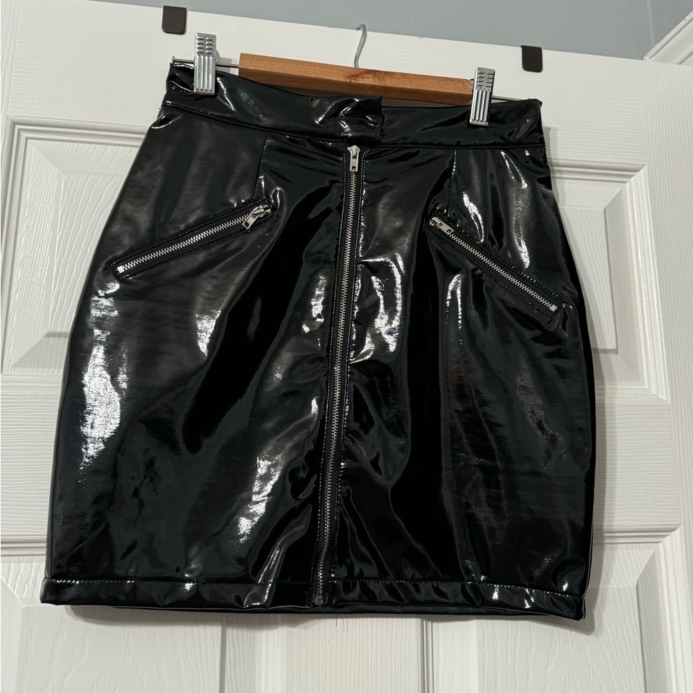 PATENT SKIRT